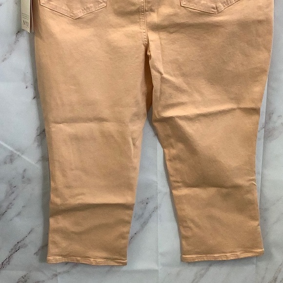 NWT- Nydj - Womens - Zippered Tummy-control Skinny Capri Pants - Picture 5 of 8